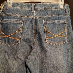 Faded Glory jeans in great condition.